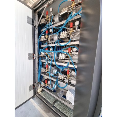 3 beállás, önkiszolgáló autómosó technológia szekrényben 